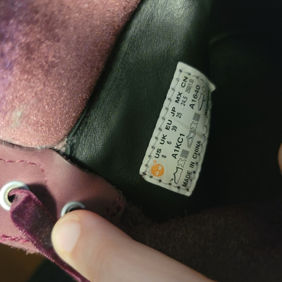 Timberland purple boots - Picture 6 of 6